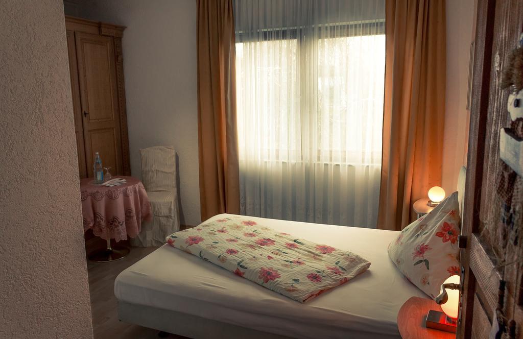 Hotel Adler Aichelberg  Værelse billede